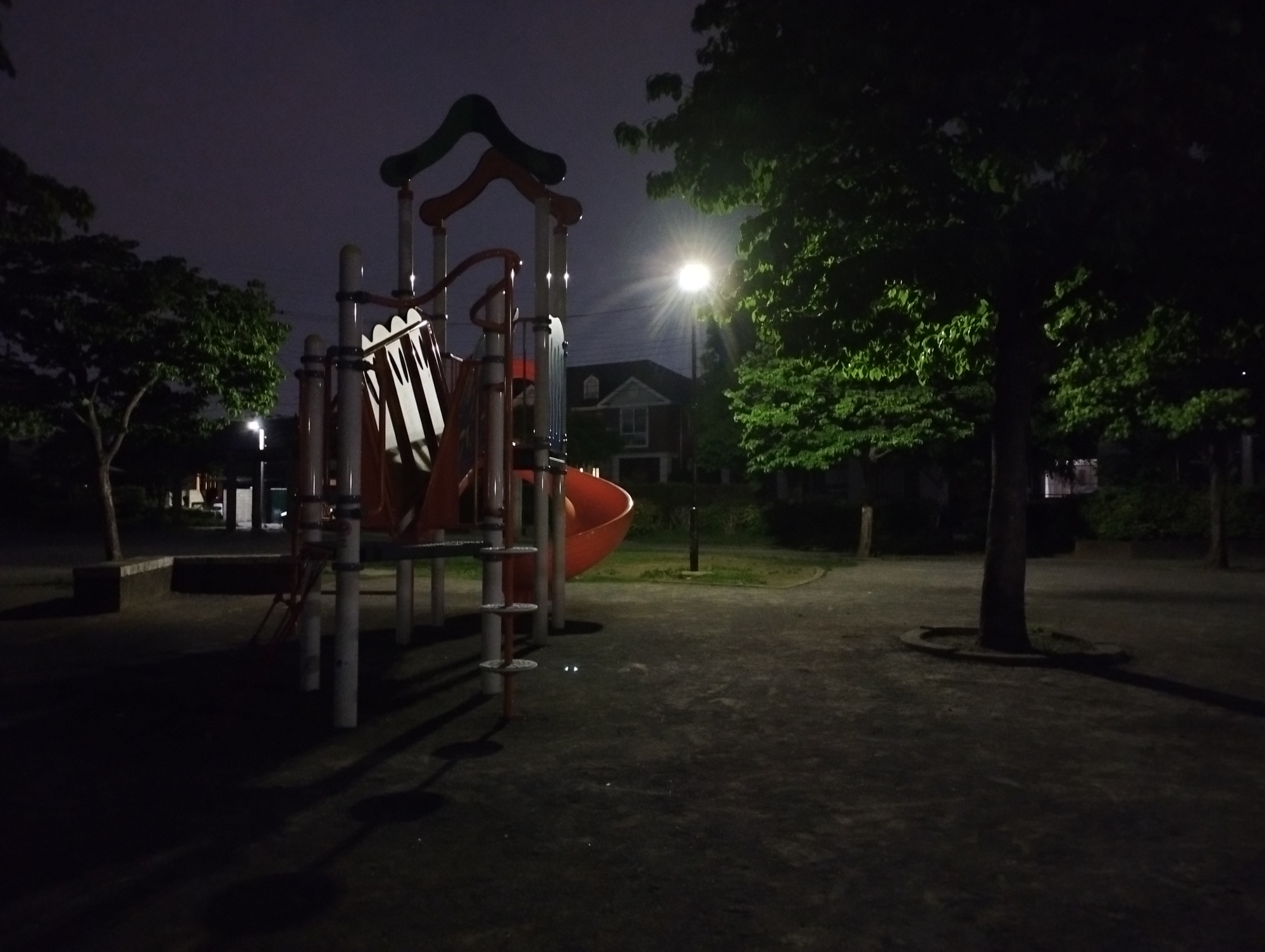 Redmi Note 11で夜景撮影(オート)
